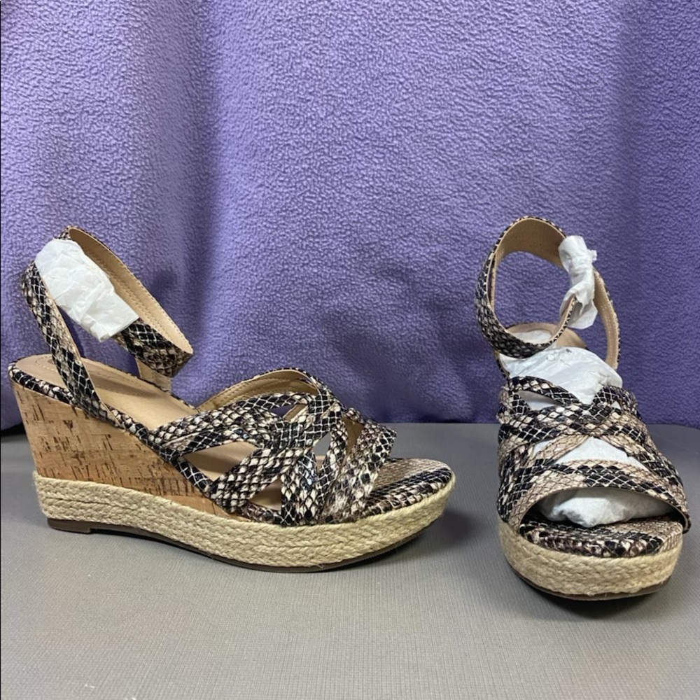 Size 7 sandals